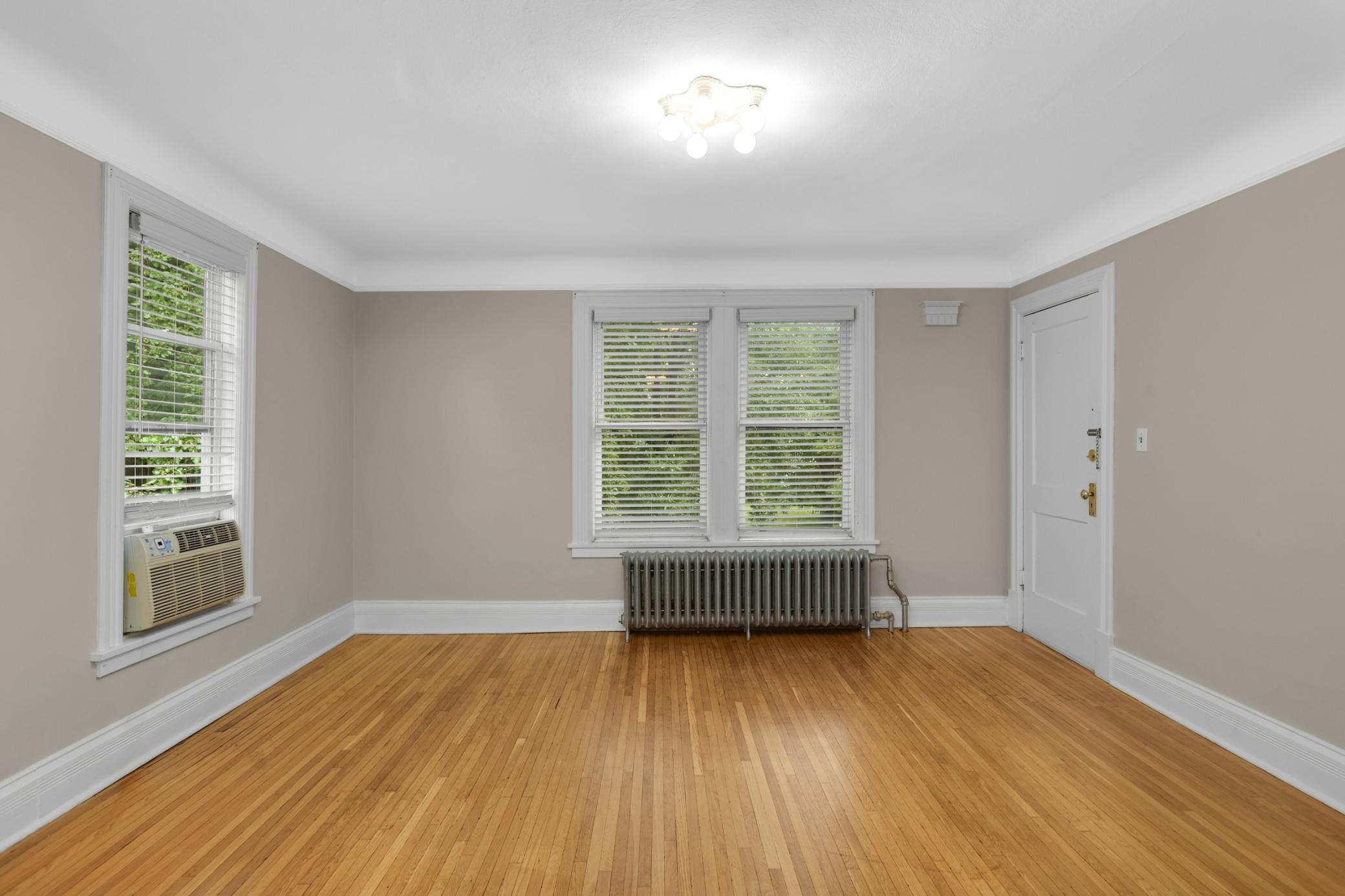 1889 Carroll Avenue 3