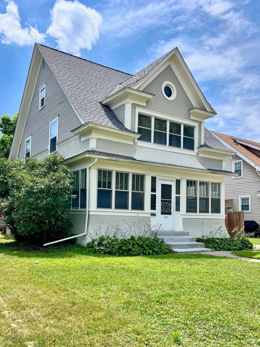 Photo of 3207 E 42nd Street, Minneapolis, MN 55406 (MLS # 7115911)