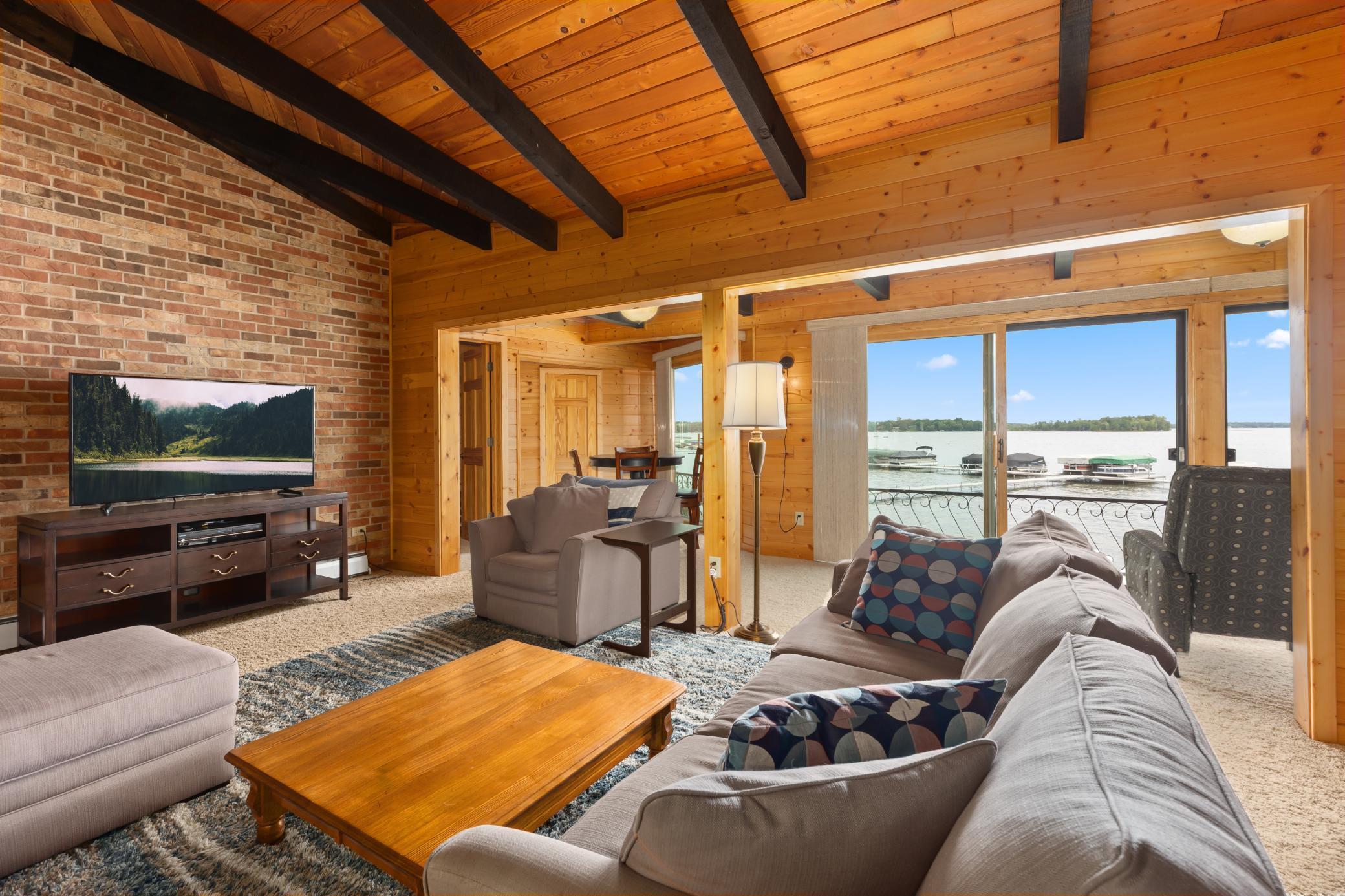 9125 Breezy Point Drive 450