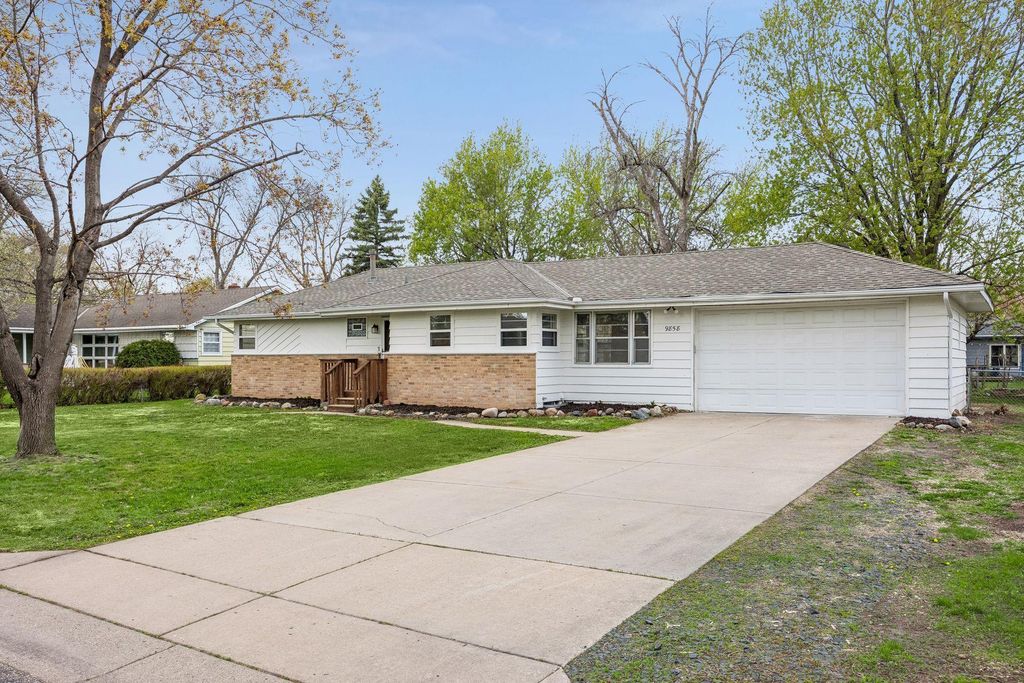 Photo of 9858 93rd Place N, Maple Grove, MN 55369 (MLS # 7065058)