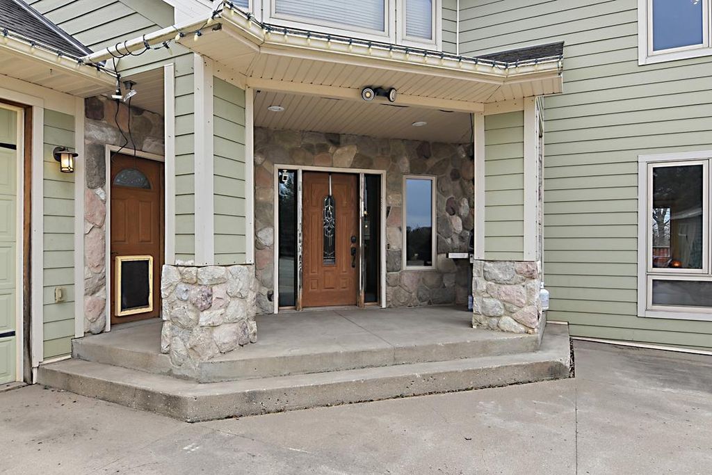 Photo of 70832 280th Street, Redwood Falls, MN 56283 (MLS # 7048419)