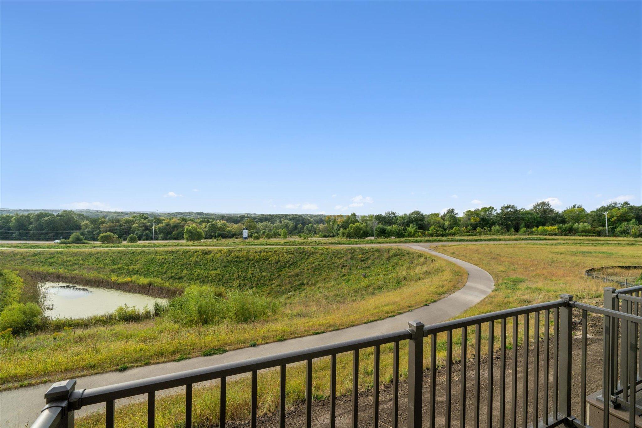 6683 Bluestem Way