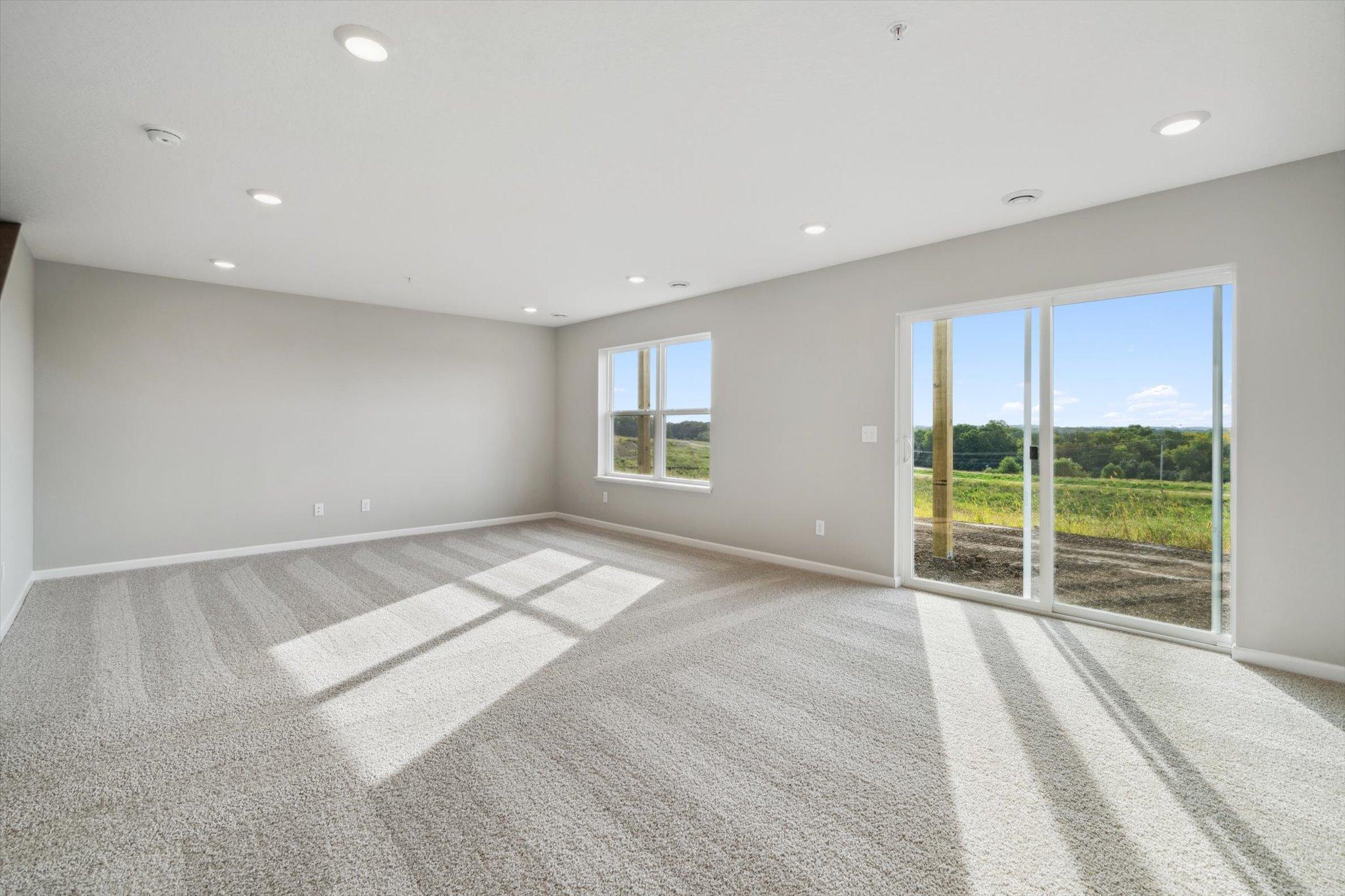 6683 Bluestem Way
