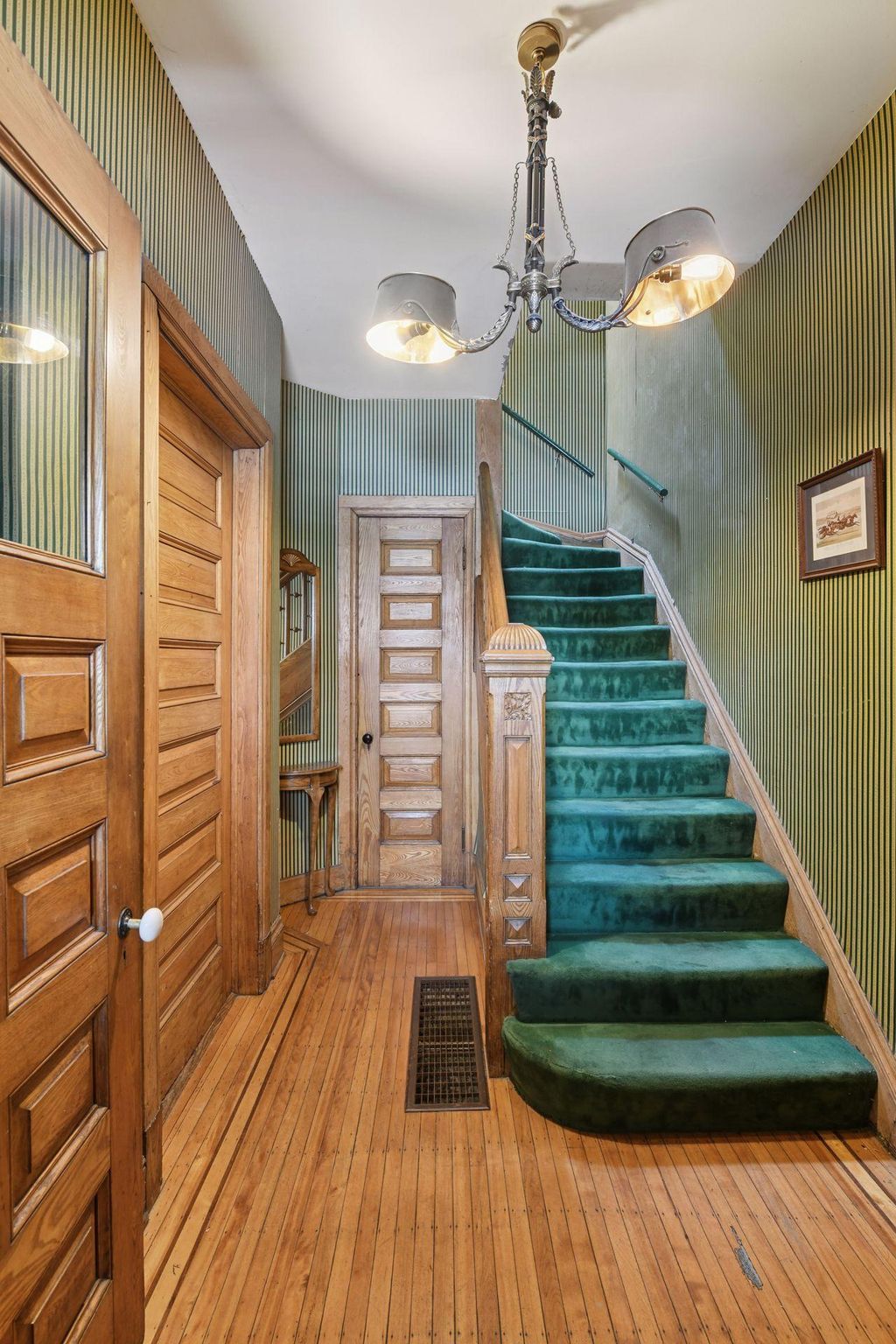 Photo of 108 E 25th Street, Minneapolis, MN 55404 (MLS # 7008362)