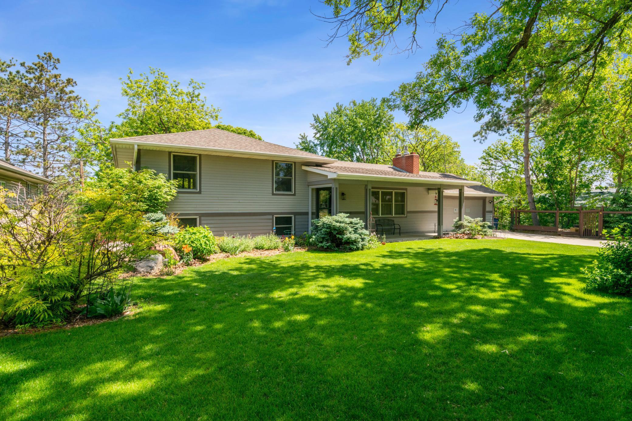 4716 Overlook Drive