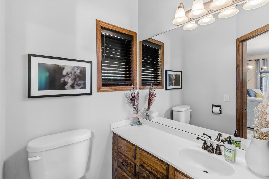 Photo of 840 Hallam Avenue N, Mahtomedi, MN 55115 (MLS # 7098013)