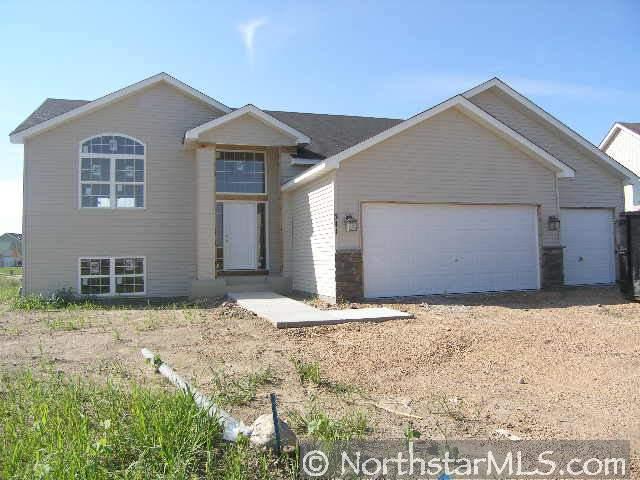 Photo 1 of 1 — 341 Greenway Drive, Delano, MN 55328