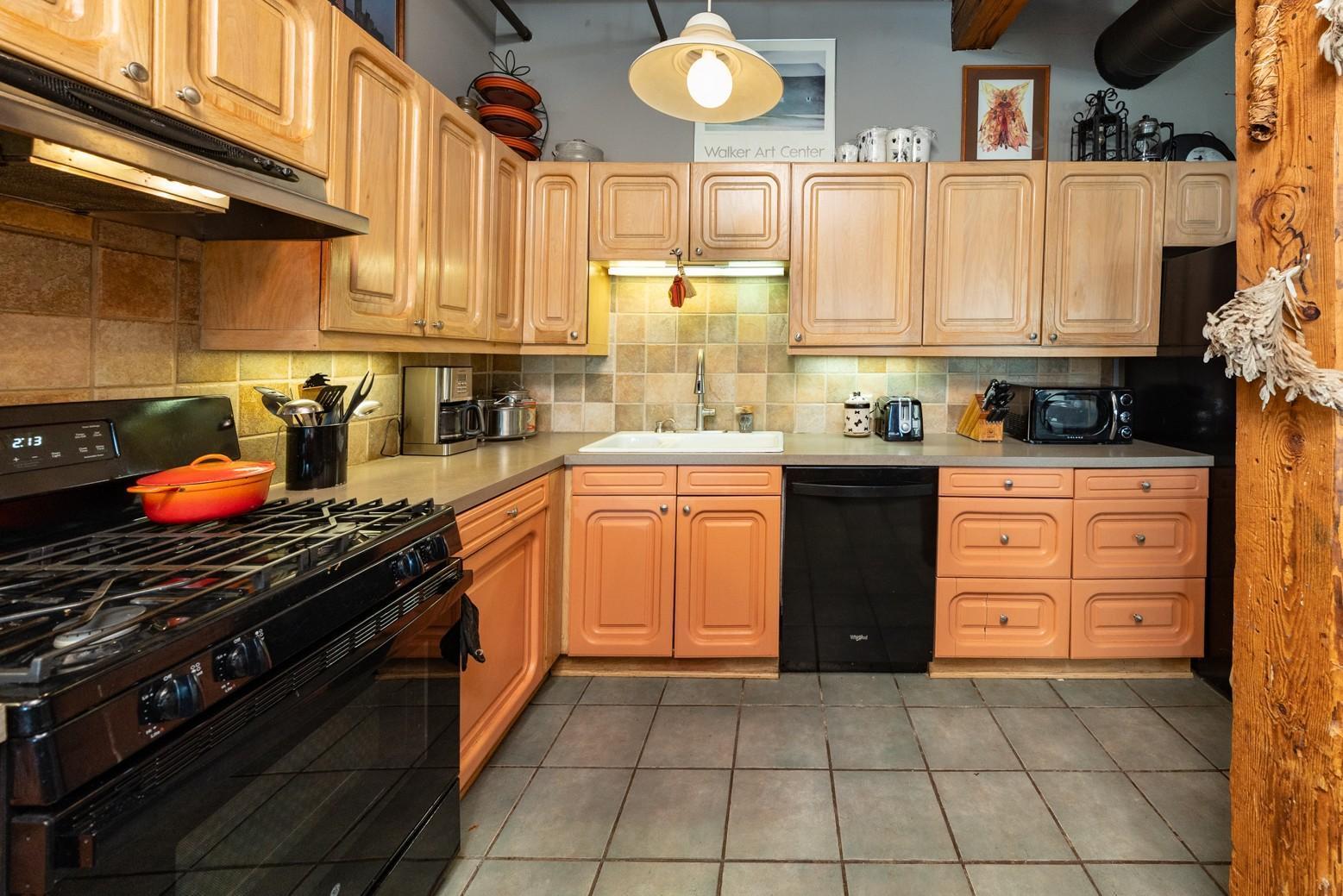 702 N 1st Street 521