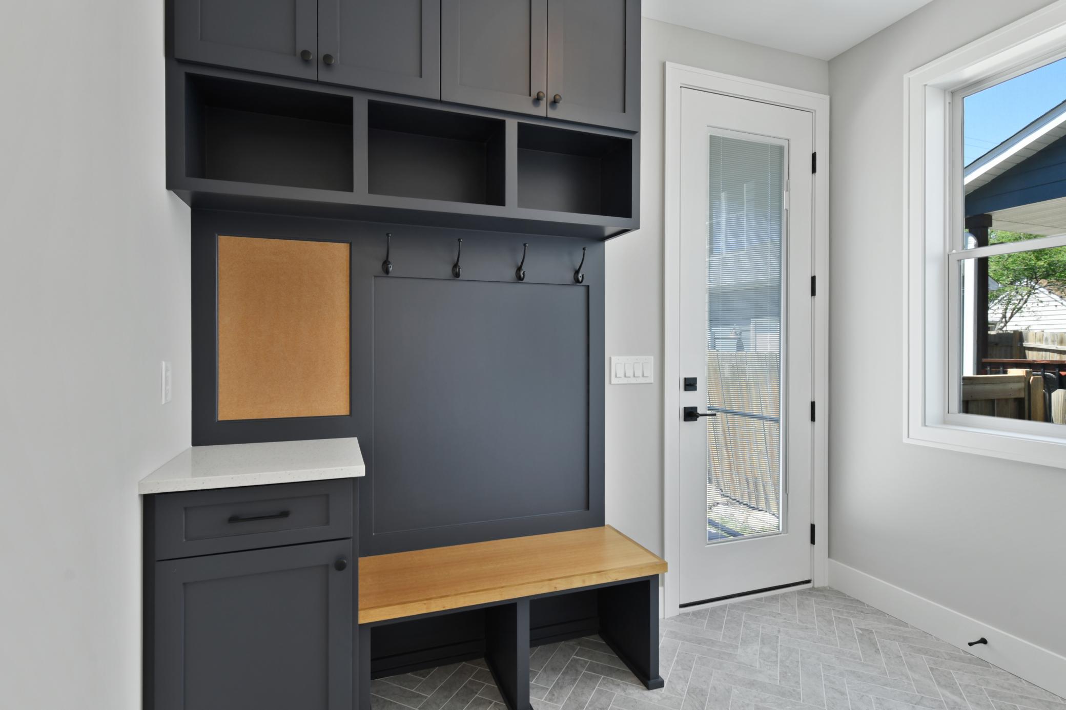 4924 Abbott Avenue S