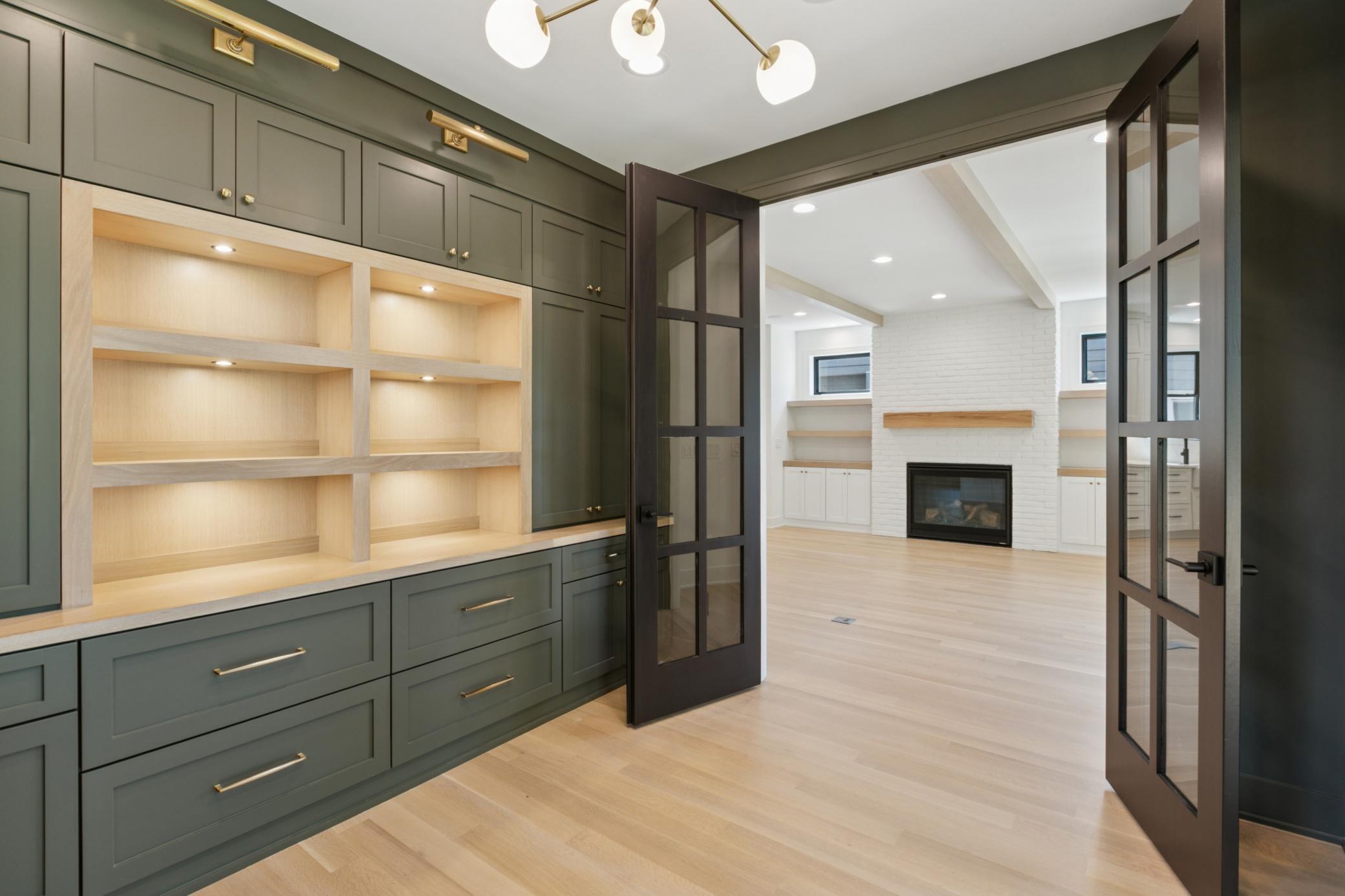 4924 Abbott Avenue S