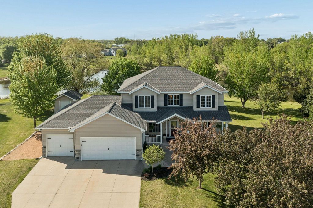 Photo of 2031 Louden Avenue N, Glencoe, MN 55336 (MLS # 7075267)