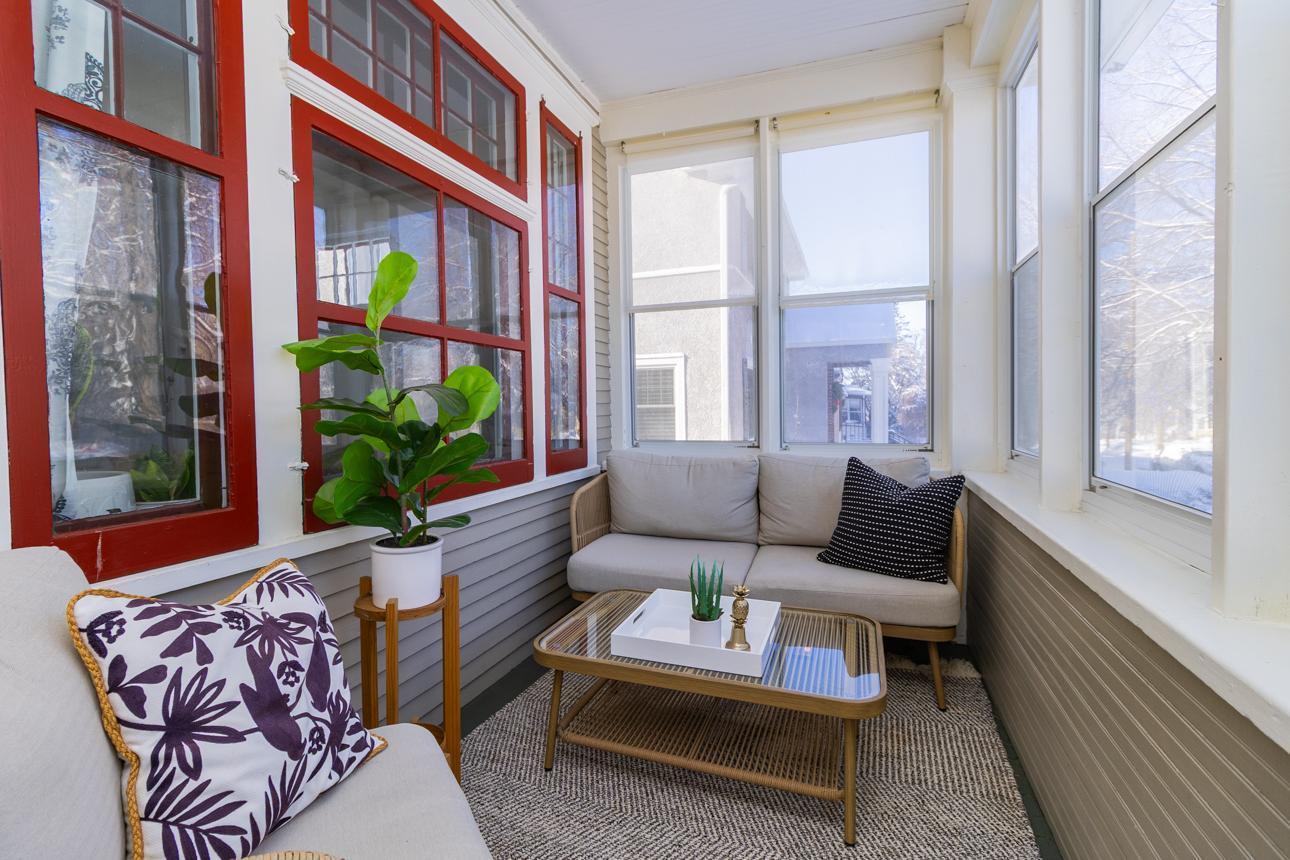 2078 Stanford Avenue