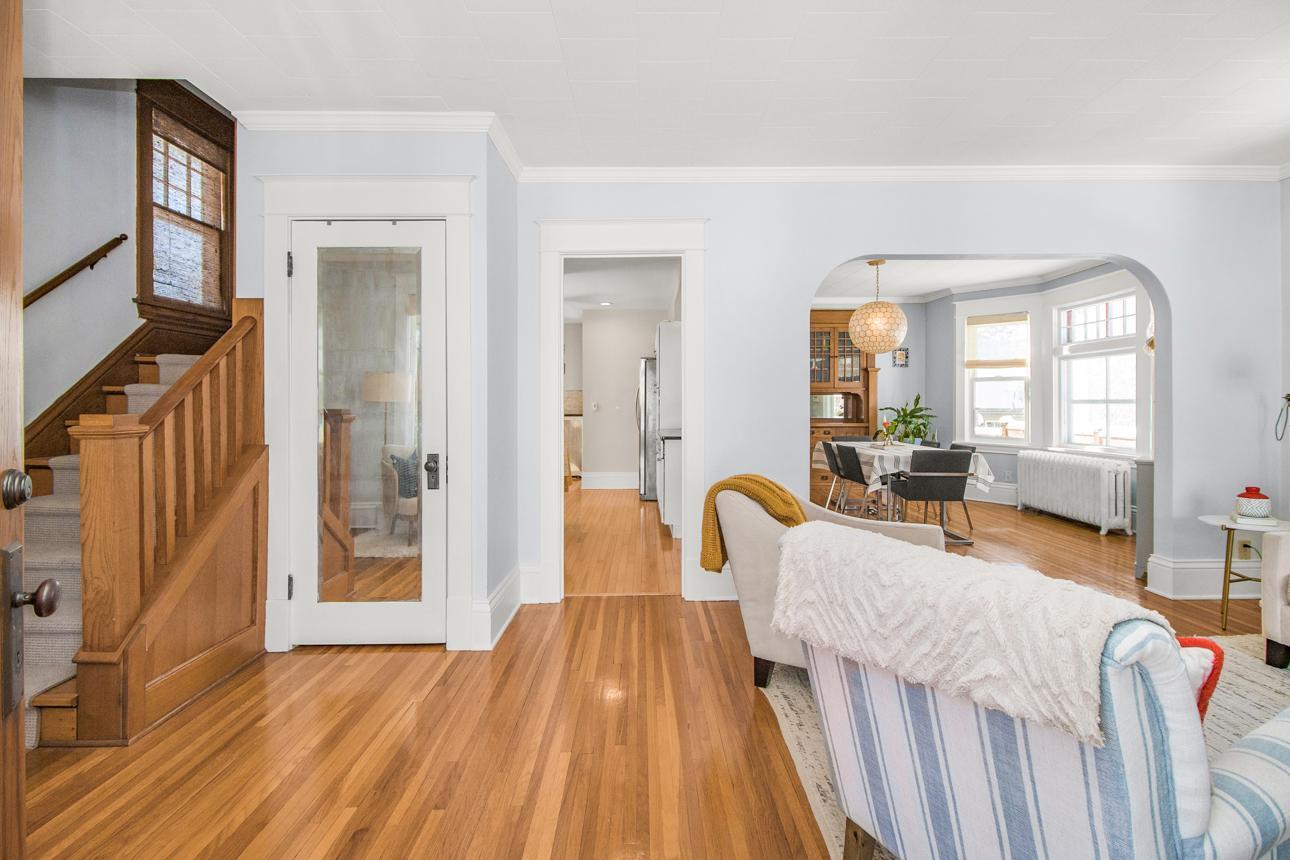 2078 Stanford Avenue