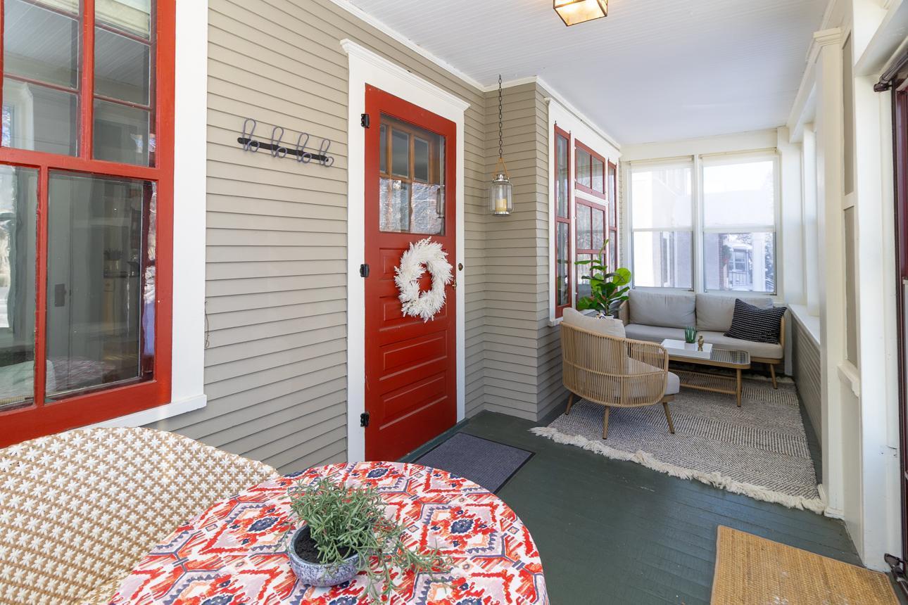 2078 Stanford Avenue