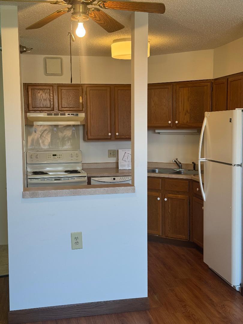 7600 Golden Valley Road 315