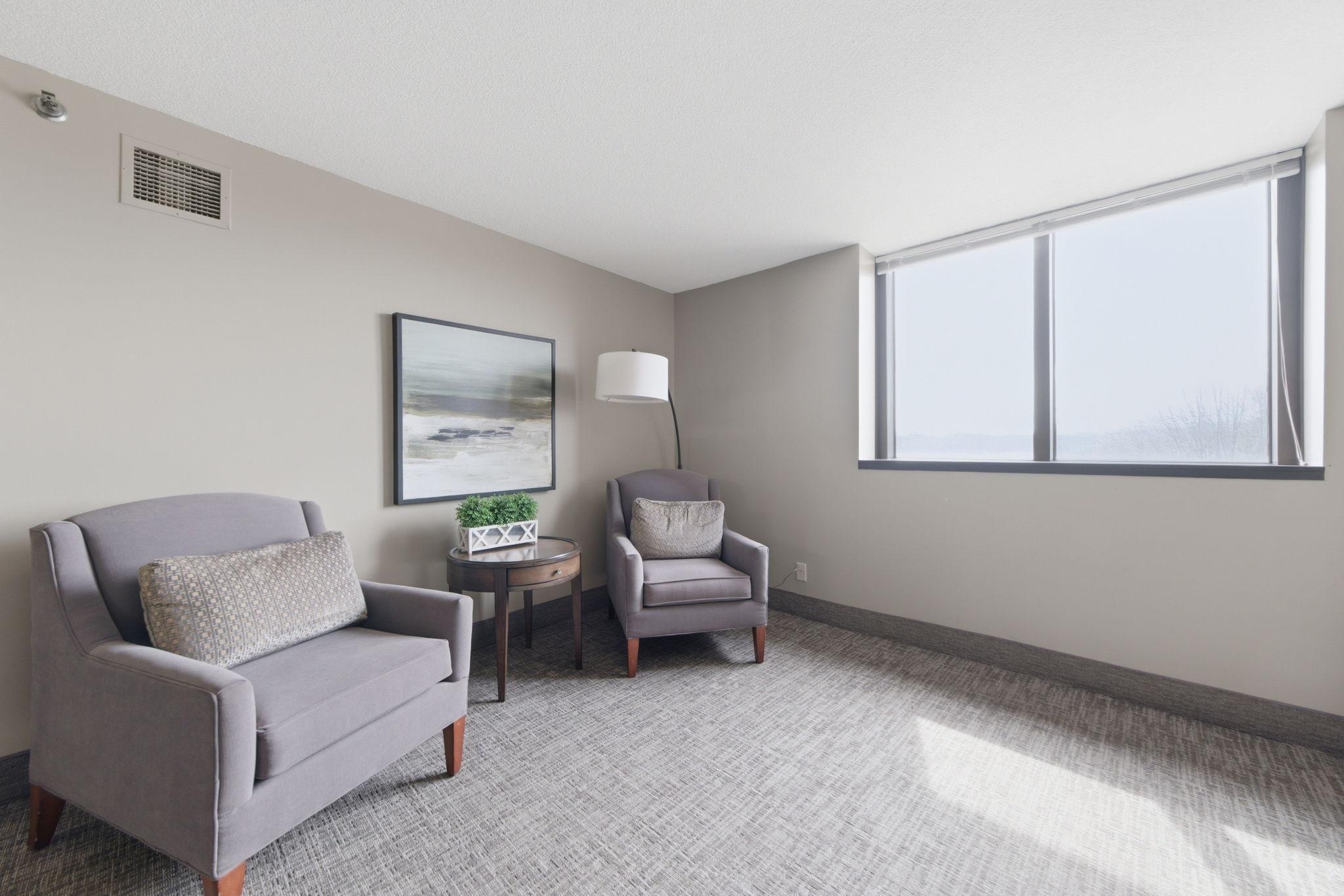 1181 Edgcumbe Road 411