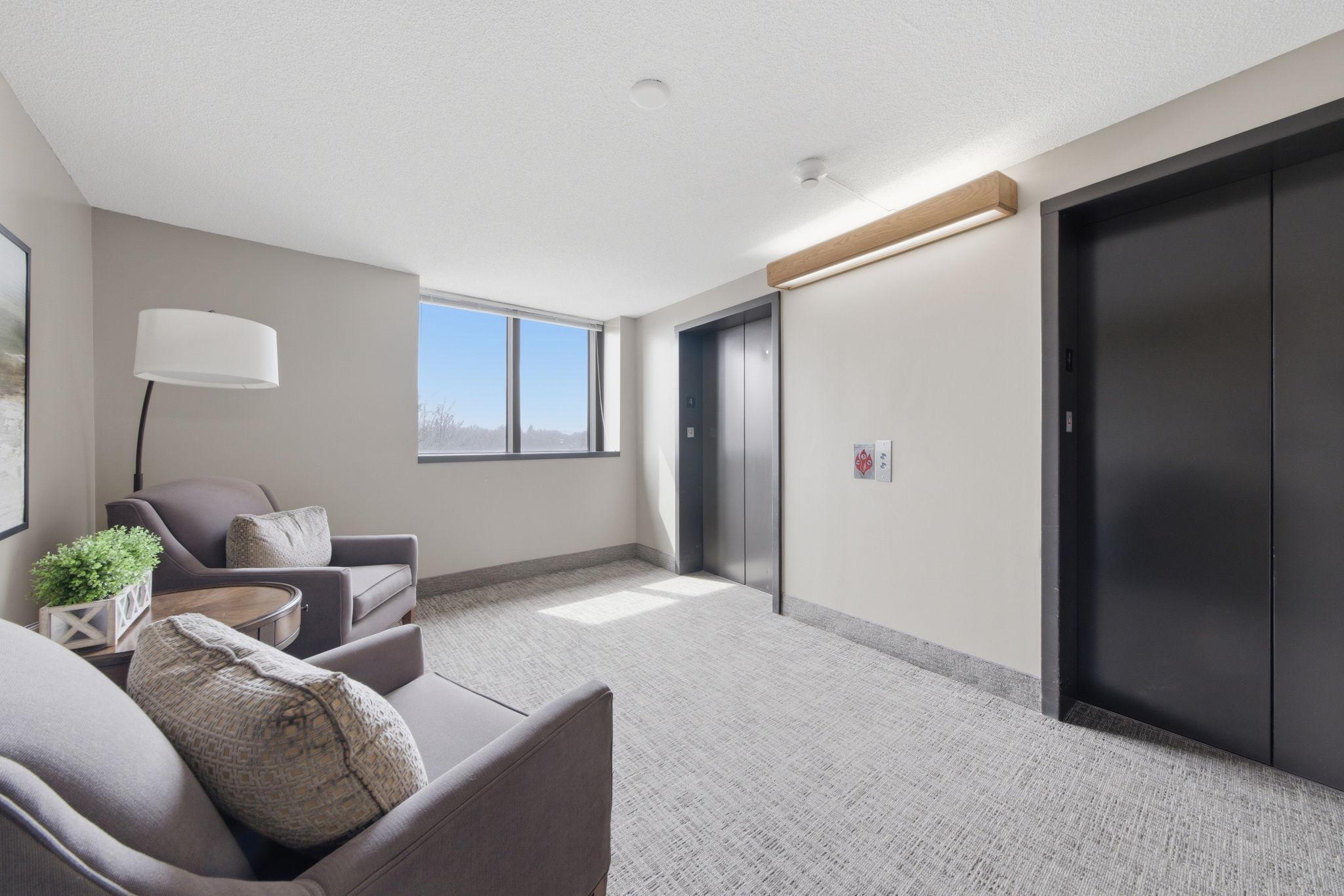 1181 Edgcumbe Road 411