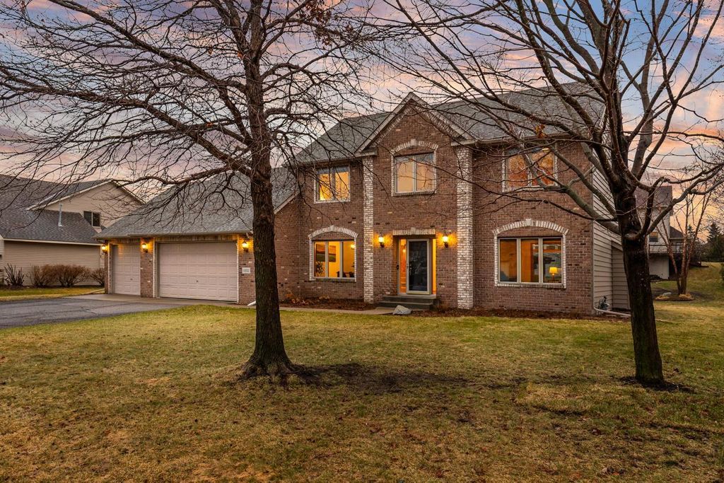 Photo of 4102 Red Oak Lane, Chanhassen, MN 55331 (MLS # 7048024)