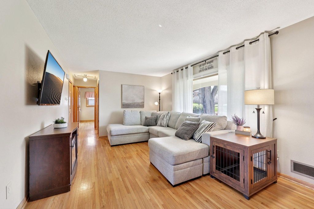 Photo of 4740 Virginia Avenue N, New Hope, MN 55428 (MLS # 7056919)