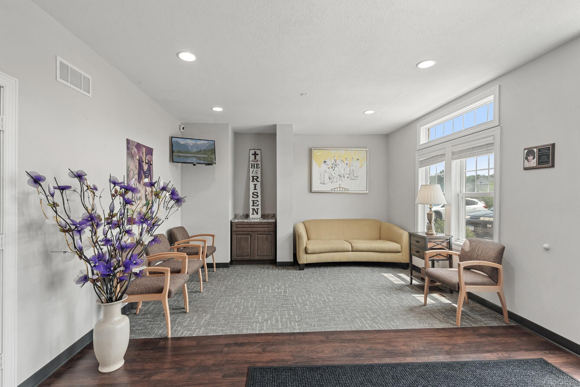 1709 Southcross Drive W