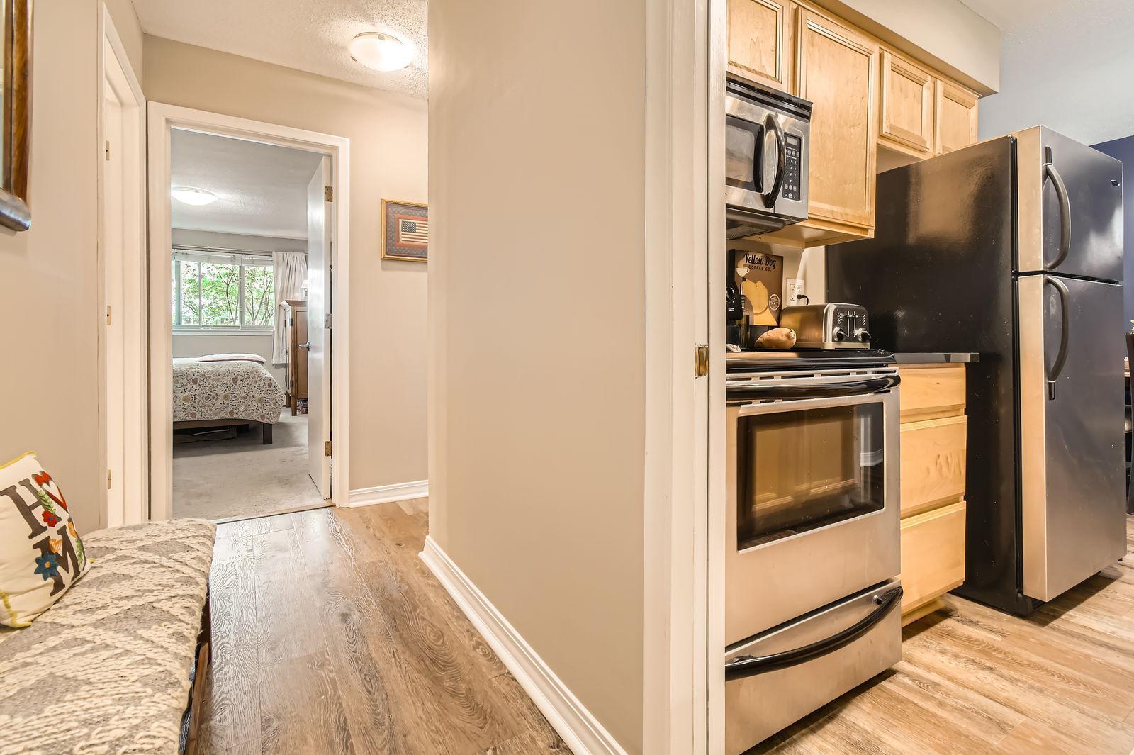 2727 W 43rd Street 102