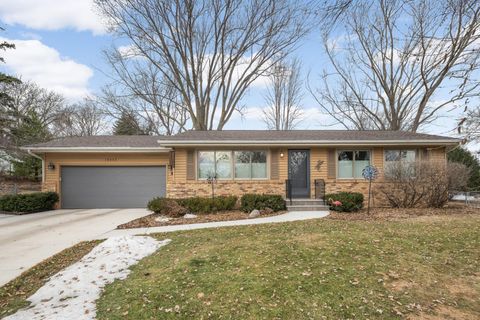 10042 Irwin Circle Bloomington MN 55437