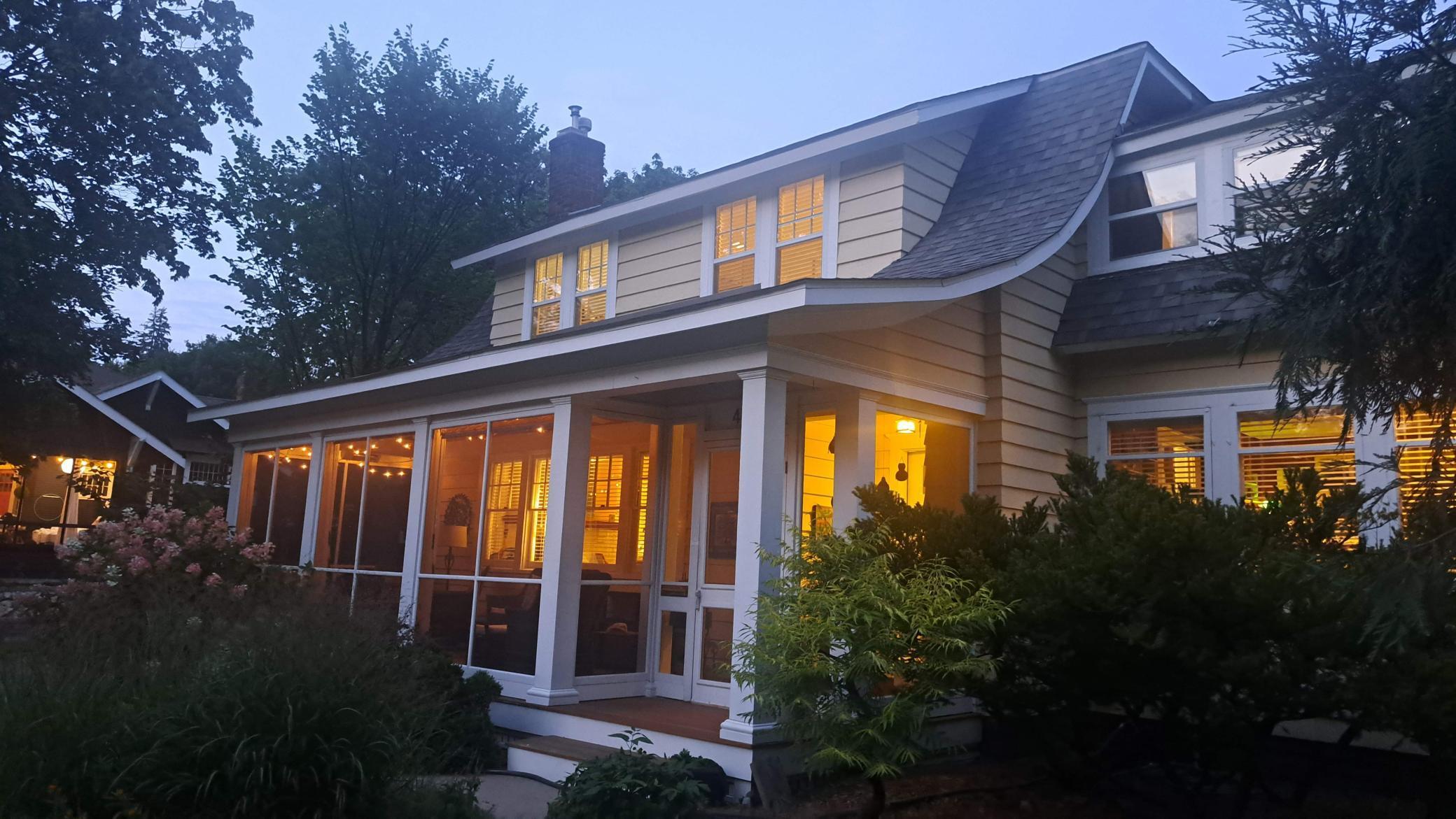 4901 Fremont Avenue S