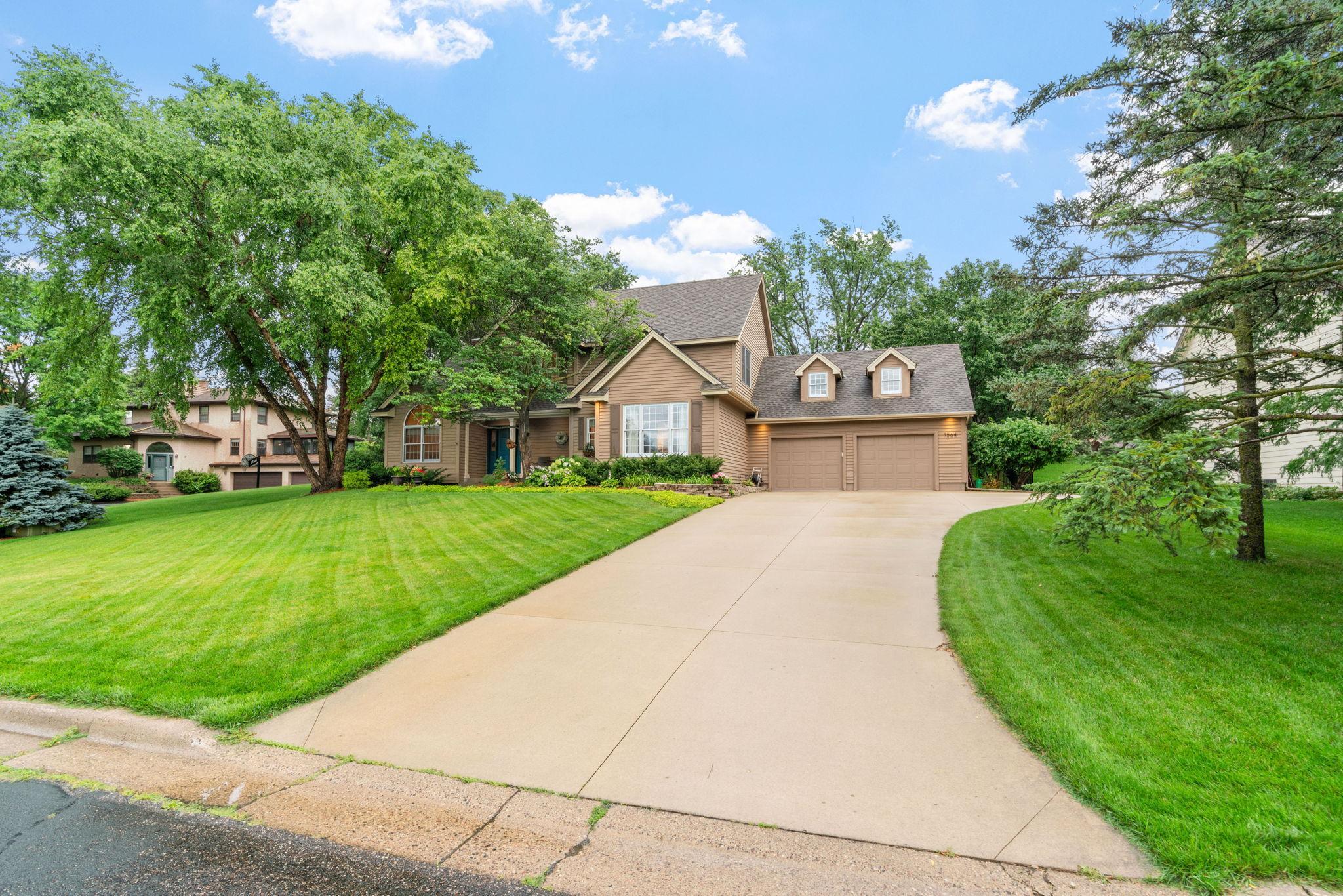 1564 Park Circle