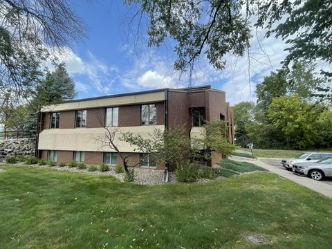 2480 White Bear Ave N 201 Maplewood MN 55109