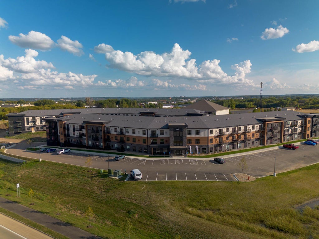 Photo of 6450 37th Avenue NW #110, Rochester, MN 55901 (MLS # 7164410)