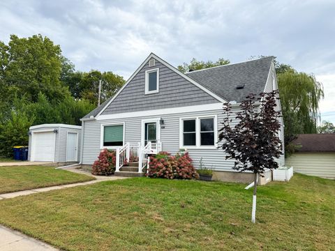 Photo of 817 5th Street S, New Ulm, MN 56073 (MLS # 6791072)