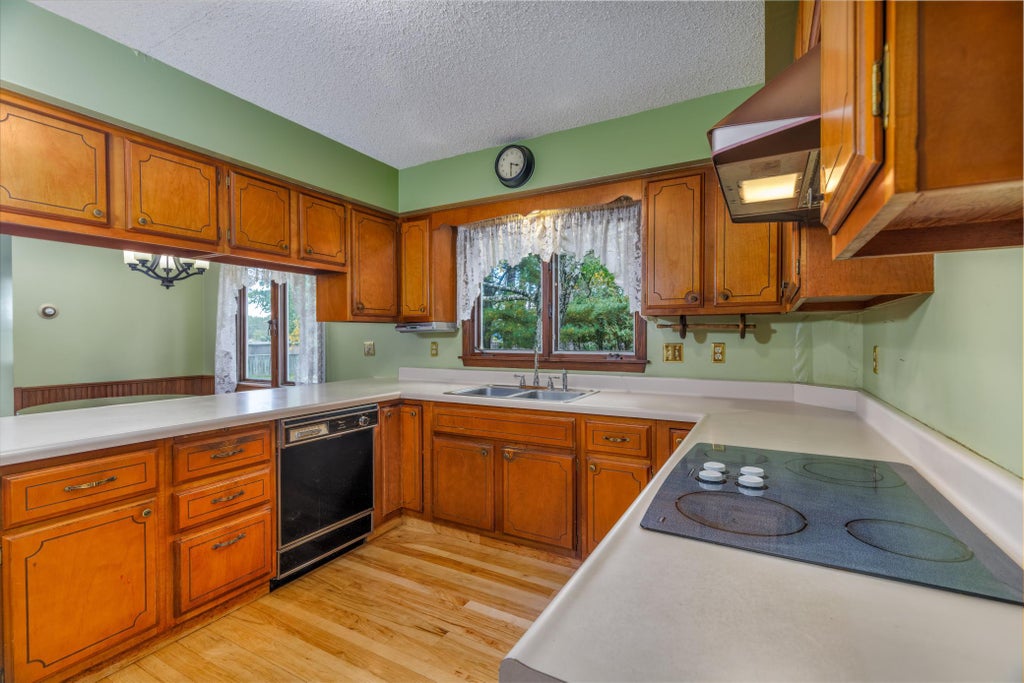 Photo of 15 Locust Drive, Babbitt, MN 55706 (MLS # 7151578)