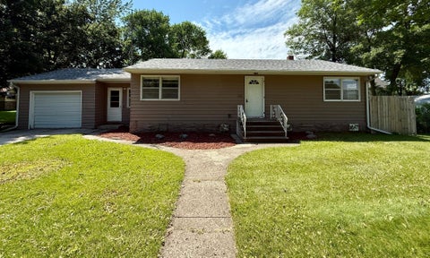 Photo of 220 S 4th Street, Bird Island, MN 55310 (MLS # 7090183)