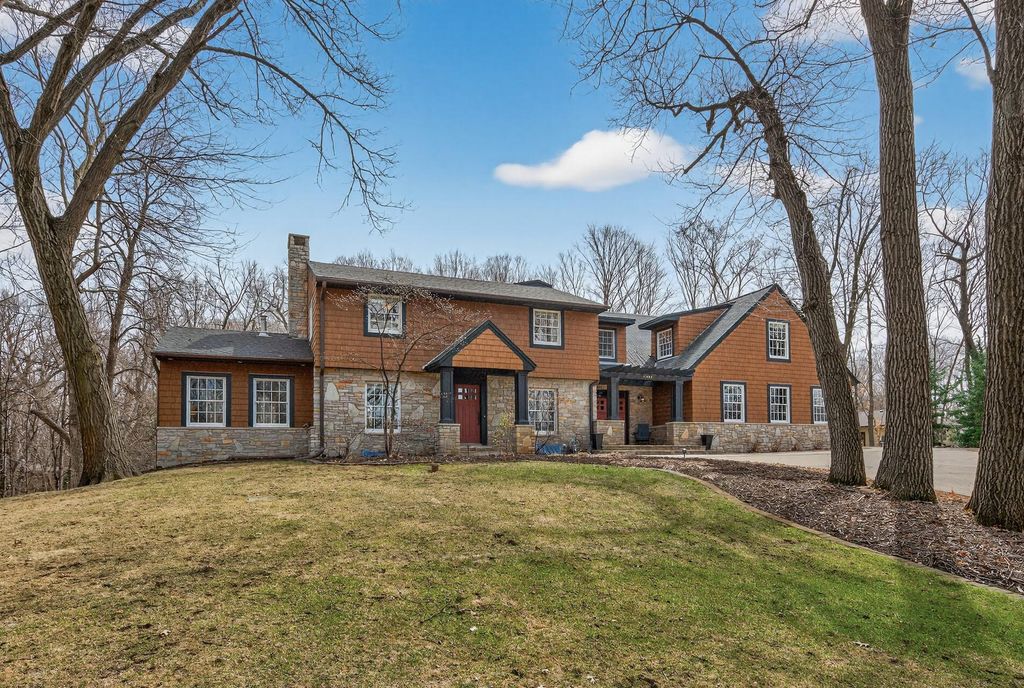 Photo of 19055 Ridgewood Road, Deephaven, MN 55391 (MLS # 7034870)