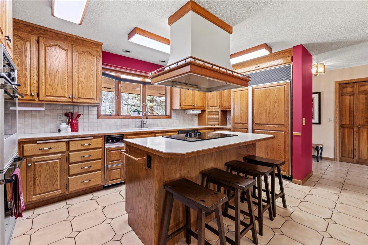 4585 Pioneer Trail