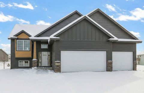 18560 Hexham Lane Lakeville MN 55044