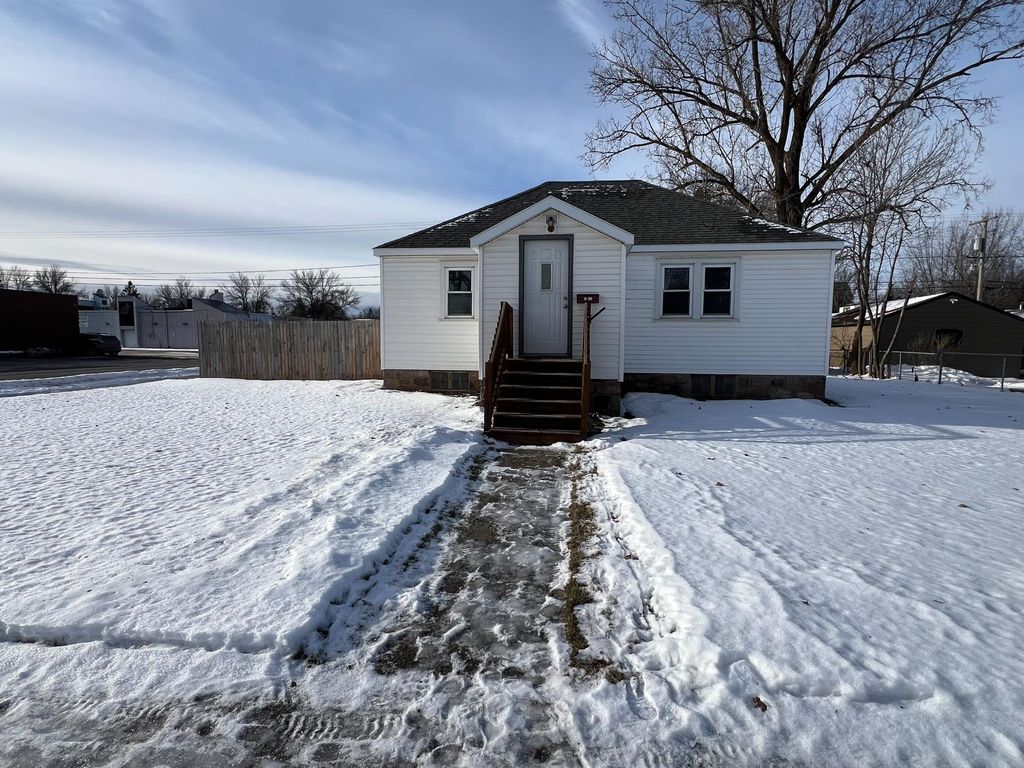 Photo of 3621 1st Avenue, Hibbing, MN 55746 (MLS # 7001335)