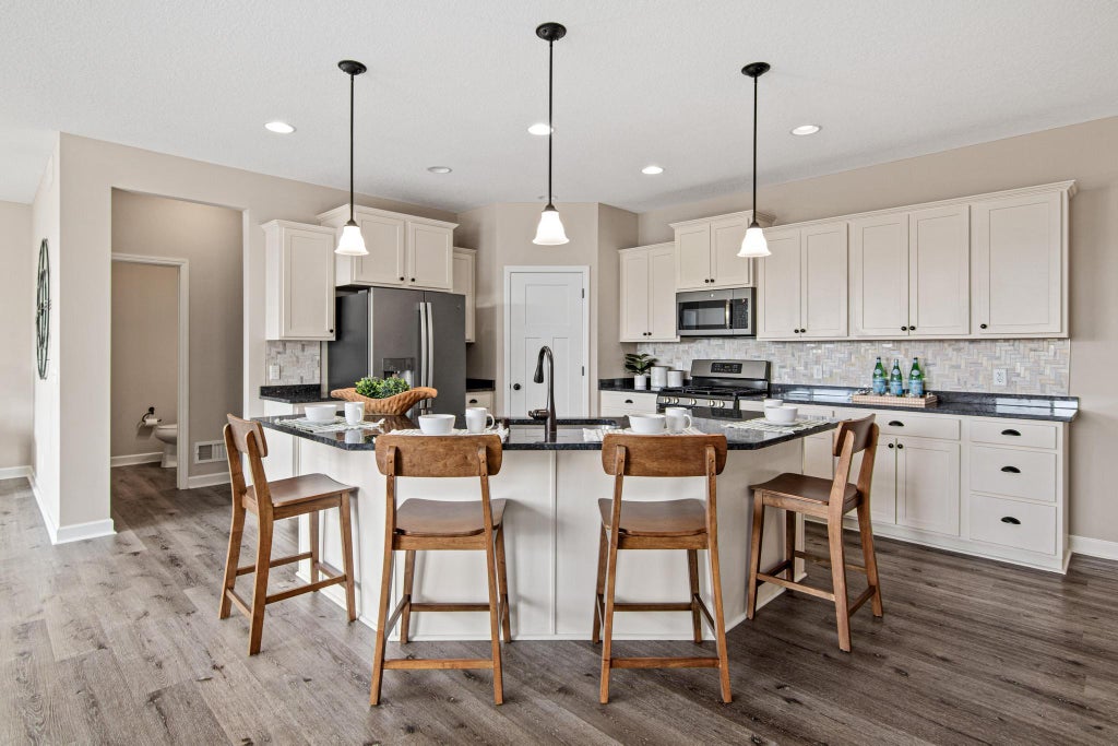 Photo of 9189 Plymouth Road, Woodbury, MN 55129 (MLS # 7141592)