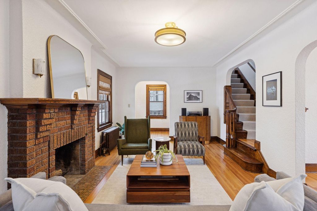 Photo of 1715 Scheffer Avenue, Saint Paul, MN 55116 (MLS # 7017478)