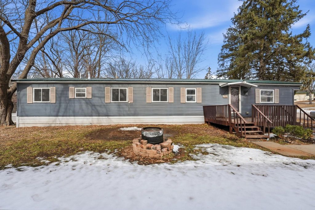 Photo of 1335 W River Street #4, Monticello, MN 55362 (MLS # 7029875)