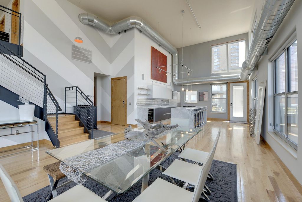 Photo of 521 S 7th Street #705, Minneapolis, MN 55415 (MLS # 7019761)