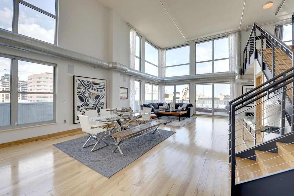 Photo of 521 S 7th Street #705, Minneapolis, MN 55415 (MLS # 7019761)