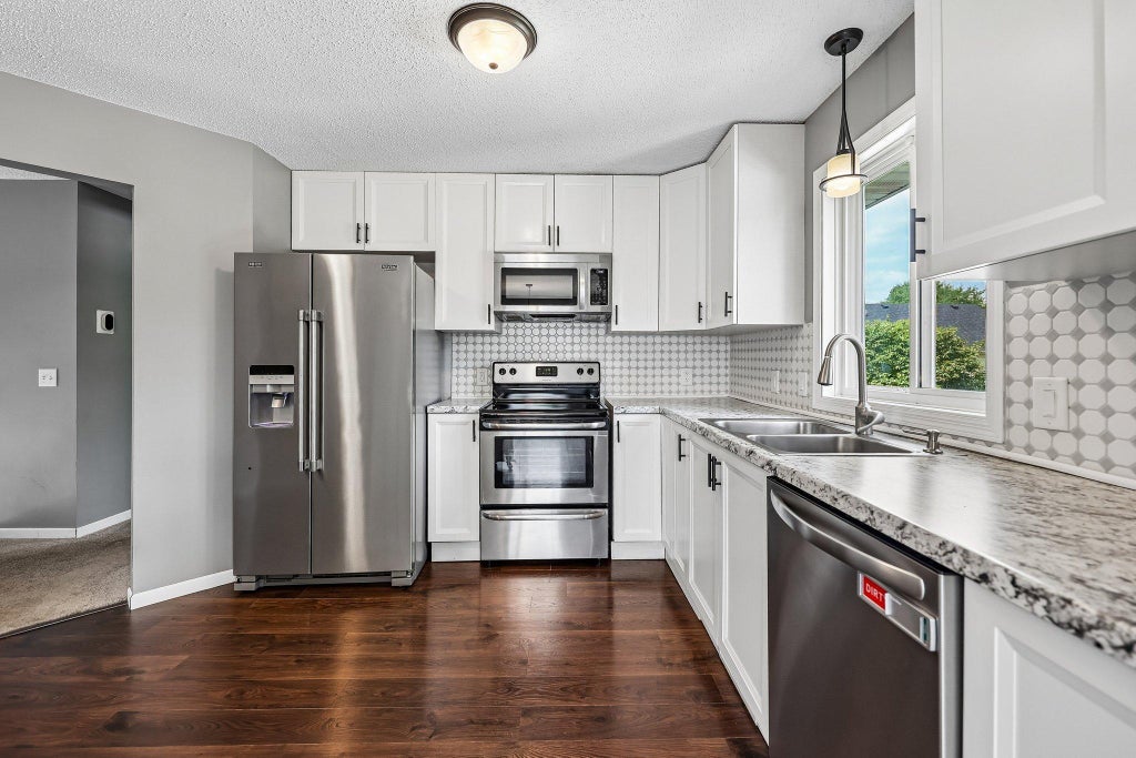 Photo of 905 Walnut Street, Farmington, MN 55024 (MLS # 7114259)
