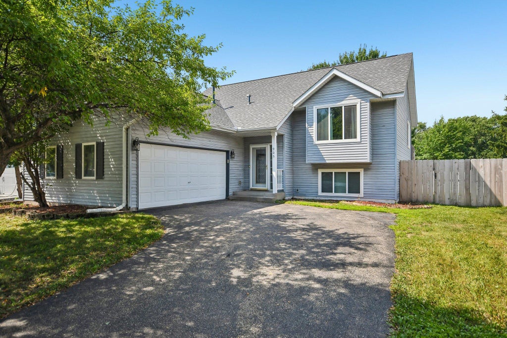 Photo of 905 Walnut Street, Farmington, MN 55024 (MLS # 7114259)