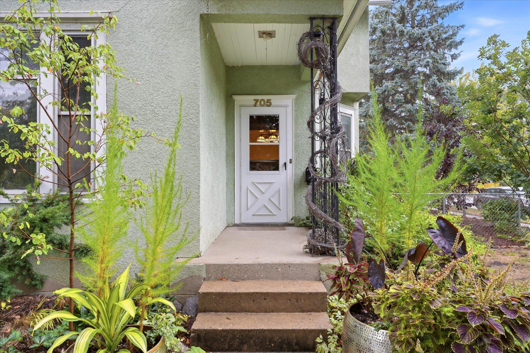 705 Jefferson Avenue