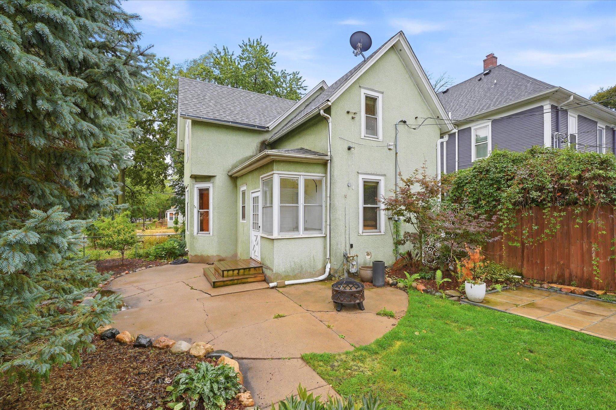 705 Jefferson Avenue