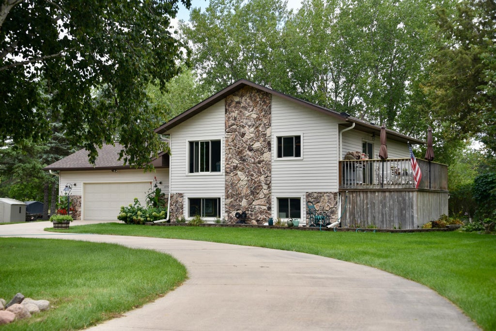 Photo of 6992 43rd Avenue SE, Saint Cloud, MN 56304 (MLS # 7133941)