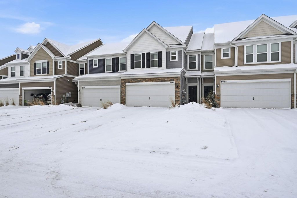 Photo of 9669 4th Street Lane N, Lake Elmo, MN 55042 (MLS # 7003662)