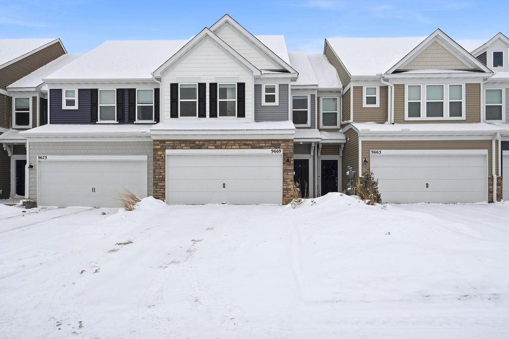 Photo of 9669 4th Street Lane N, Lake Elmo, MN 55042 (MLS # 7003662)