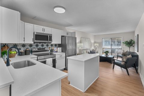 3868 Upper 75th St E Inver Grove Heights MN 55076